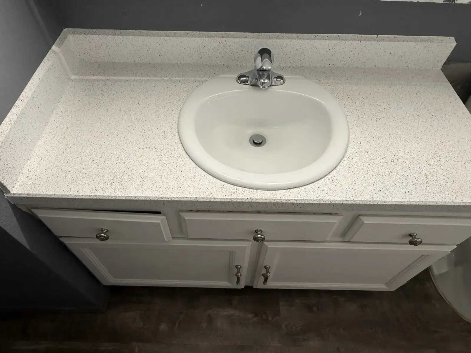 Sink Resurfacing — after