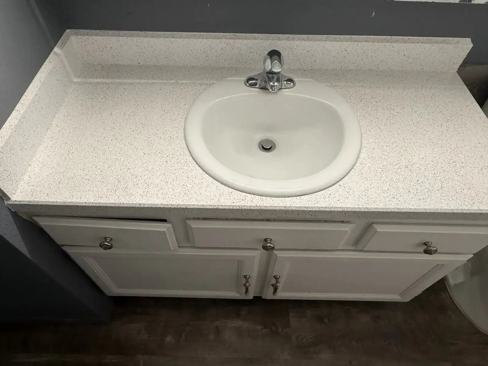 Sink Resurfacing by Grit Co in Central Washington